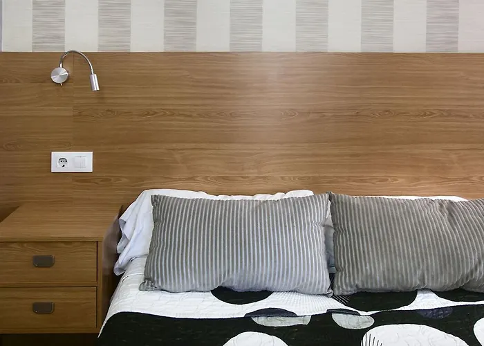 Hostal Crisol Guest house 2*